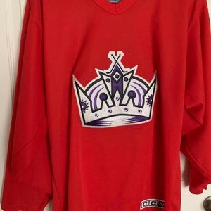 Vintage LA Kings Practice Jersey in Adult Size M